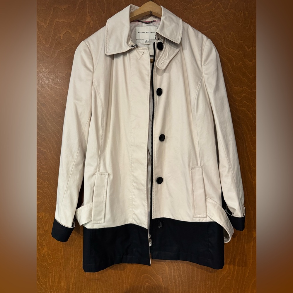Banana Republic trendy trench